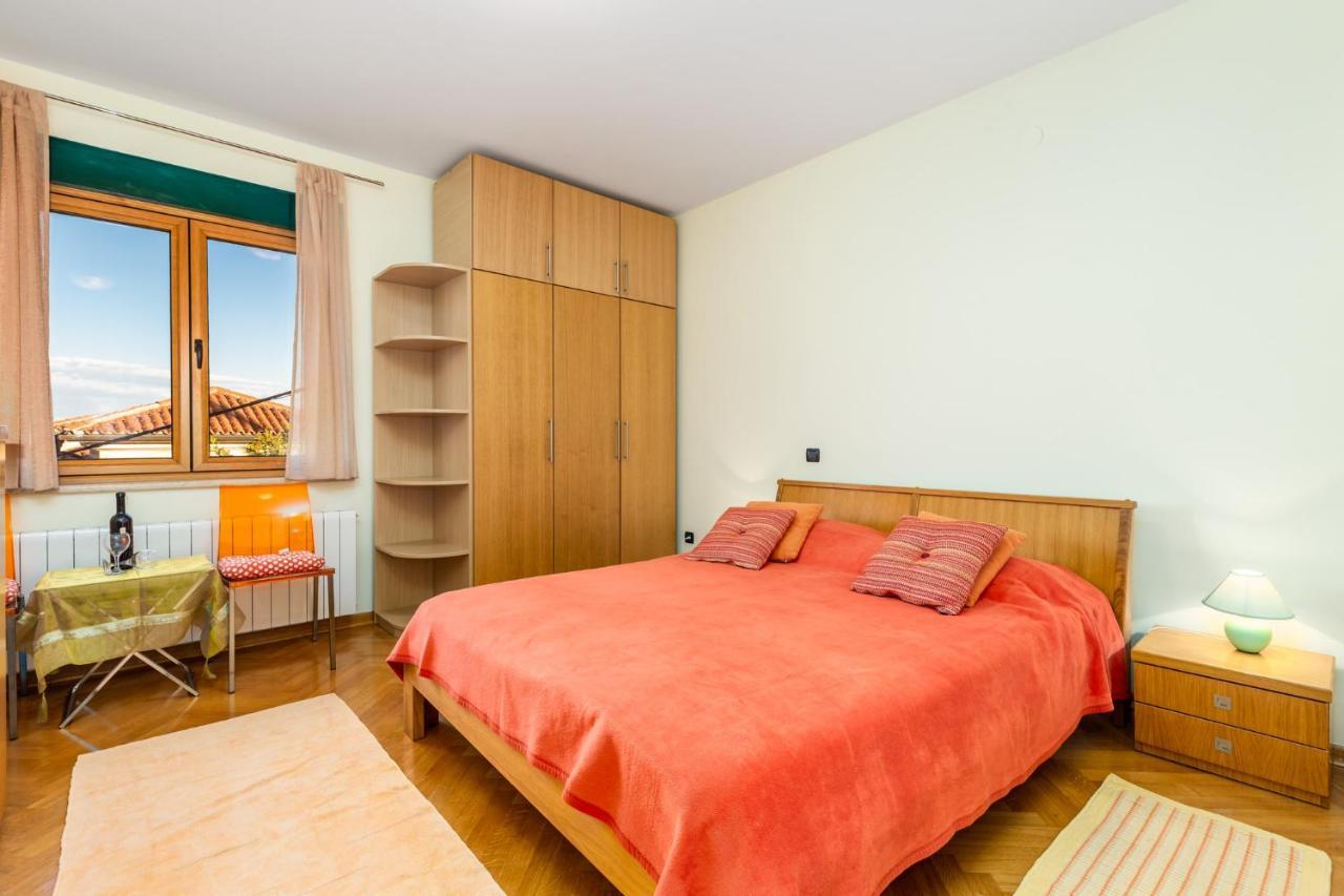 Lux Apartmani Опатия Екстериор снимка